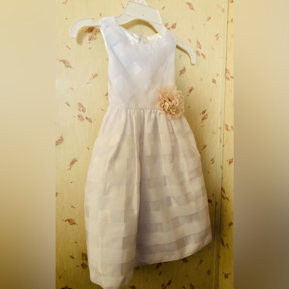 SALE 👗American Princess - Girl size 5 NWT ~Wedding Flower Girl